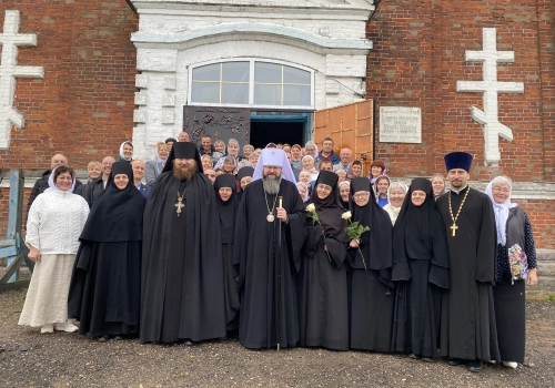 Митрополит Исидор совершил Божественную литургию в храме Архистратига Михаила в деревне Зарубинки