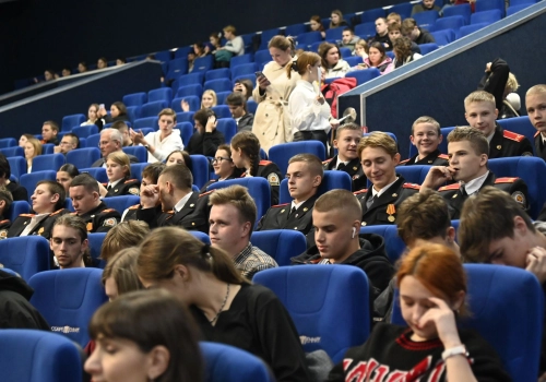 В кинотеатре «Современник» города Смоленска состоялся показ документального фильма «Бог на войне»