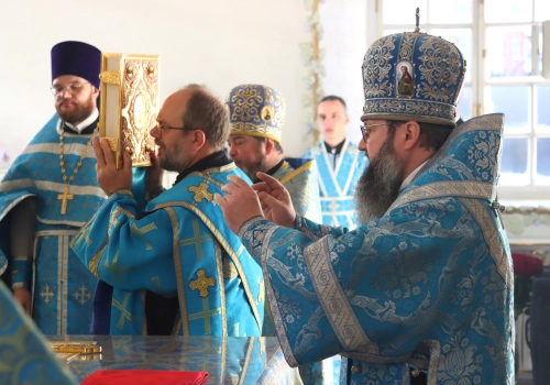 Архиерейское богослужение в Спасо-Вознесенском женском монастыре города Смоленска