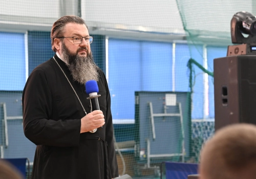 Состоялась встреча митрополита Исидора с участниками форума «Смола ‒ 2025»