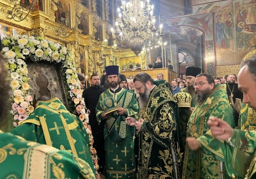 В канун дня памяти преподобного Сергия Радонежского митрополит Исидор сослужил Святейшему Патриарху Кириллу