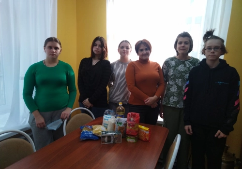 Собраны продуктовые наборы в рамках акции «Маленькие покупки - добрые поступки»