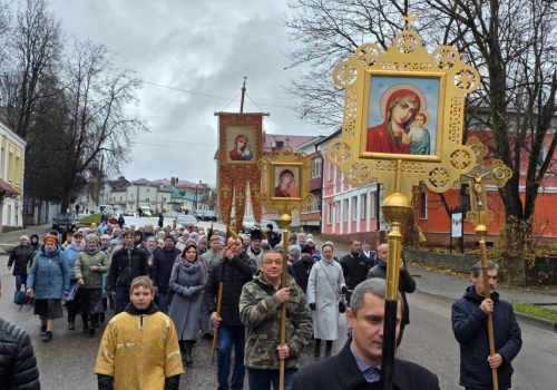 Общегородской Крестный ход в день празднования Казанской иконы Божией Матери