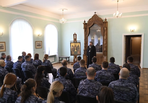 Состоялась встреча митрополита Исидора с личным составом Управления Росгвардии