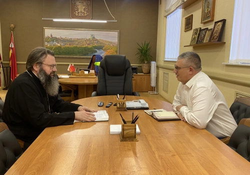 Состоялась встреча митрополита Исидора и Главы города Смоленска А.А. Новикова