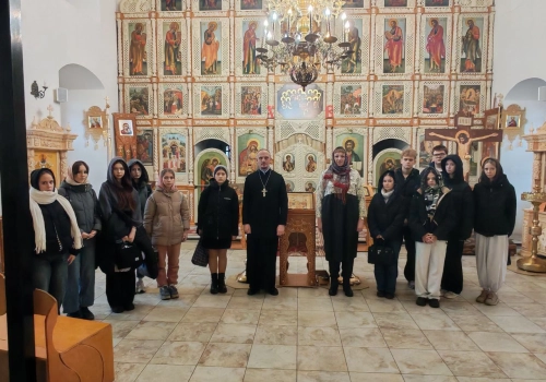 Студенты медицинского колледжа г. Вязьмы посетили храм Преображения Господня