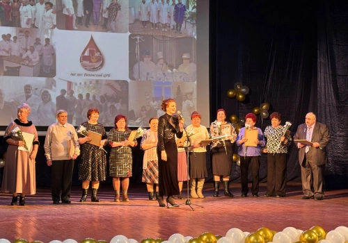 Благочинный Вяземской епархии принял участие в торжественном мероприятии посвященном 160-летию Вяземской ЦРБ