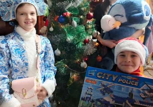 Завершилась акция «Ёлка желаний» в Вяземском благочинии