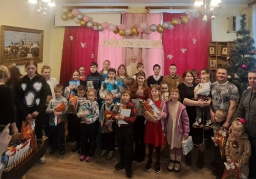 В Свято-Благовещенском храме прошла рождественская ёлка для детей