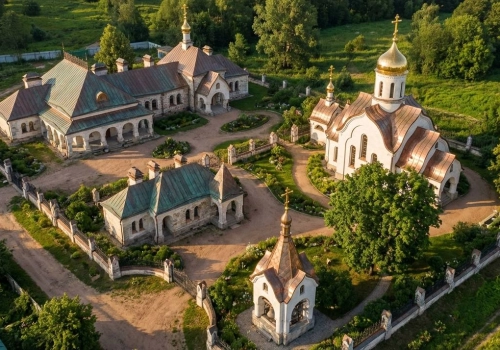 Епископ Алексий провел рабочую встречу по развитию храмового комплекса Александра Невского в Гагаринском районе