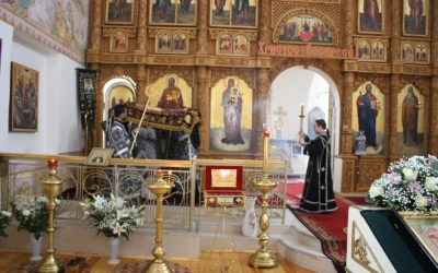 Вечерня с выносом Плащаницы Спасителя