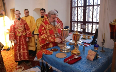 Архиерейское служение в Светлый Пяток