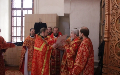 Архиерейское служение в Светлый Пяток