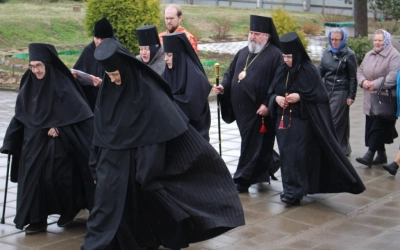 Неделя святых Жен-мироносиц