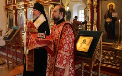 Неделя святых Жен-мироносиц