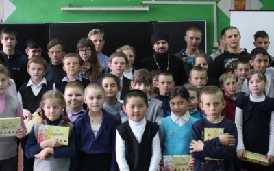 Пасхальная встреча со школьниками в деревне Касня
