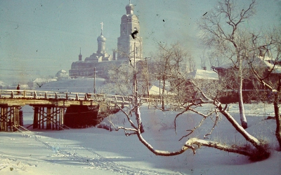 Troitskiy-sobor-v-Vyazme_zima1941color.jpg
