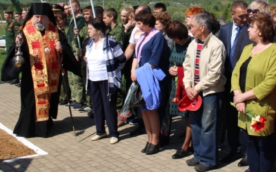 Освящение памятника в с. Знаменка