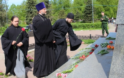 Возложение венка