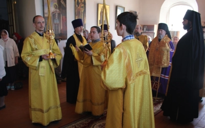 Всенощное бдение в никольском приделе