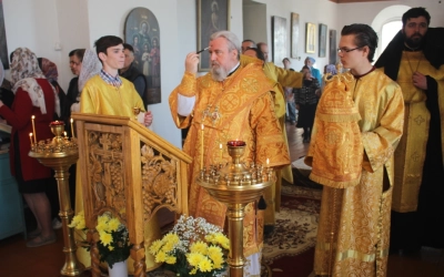 Всенощное бдение в никольском приделе