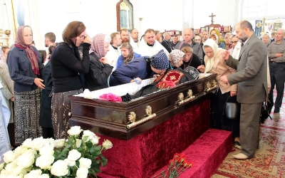 Отпевание архимандрита Аркадия (Недосекова)