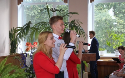 Поздравление лучших выпускников