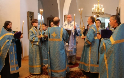 Тихвинская икона Божией Матери