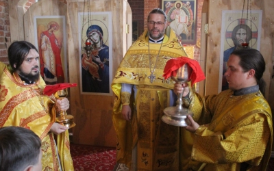 Литургия в храме свв. Петра и Пала г. Вязьмы