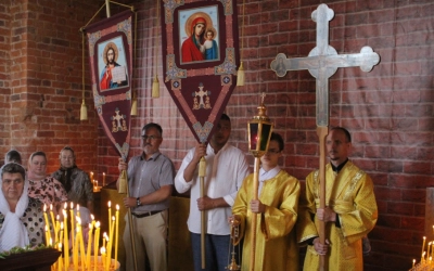 Литургия в храме свв. Петра и Пала г. Вязьмы