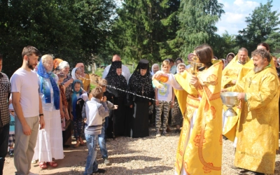 Литургия в храме свв. Петра и Пала г. Вязьмы