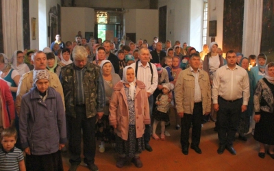 икона Божией Матери Троеручица