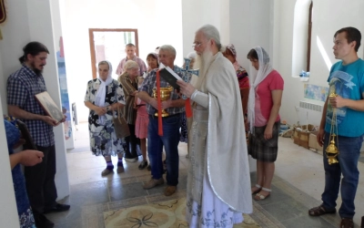 Литургия в деревне Устье