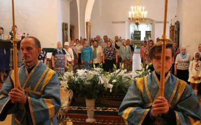 Погребение Плащаницы Пресвятой Богородицы
