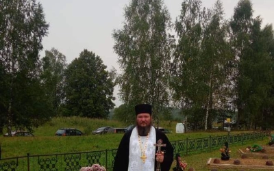 Перезахоронение останков советских воинов