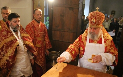 освящение престола Казанского храма города Гагарин в честь Священноисповедника Владимира Хираско