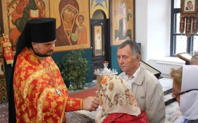 освящение престола Казанского храма города Гагарин в честь Священноисповедника Владимира Хираско