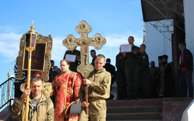 Епископ Сергий отслужил литию по воинам павшим в Великой Отечественной войне