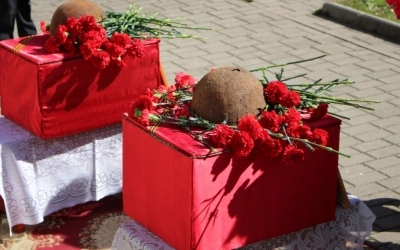 Епископ Сергий отслужил литию по воинам павшим в Великой Отечественной войне