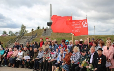 Епископ Сергий принял участие в церемонии перезахоронения красноармейцев