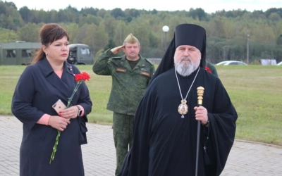 Епископ Сергий принял участие в церемонии перезахоронения красноармейцев