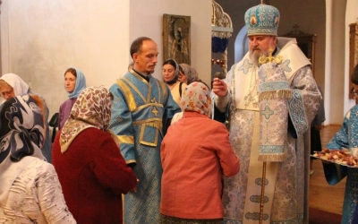 епископ Сергий совершил Всенощное бдение с литиёй