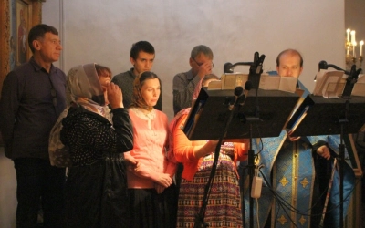 епископ Сергий совершил Всенощное бдение с литиёй