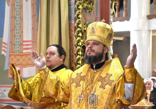 Епископ Алексий совершил Литургию в праздник Сретения Господня в г. Сафонове