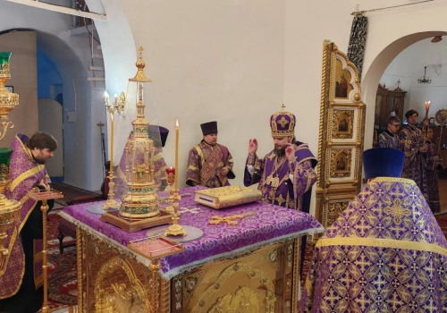В канун Недели 1-й Великого поста, Торжества Православия, архипастырь совершил Всенощное бдение