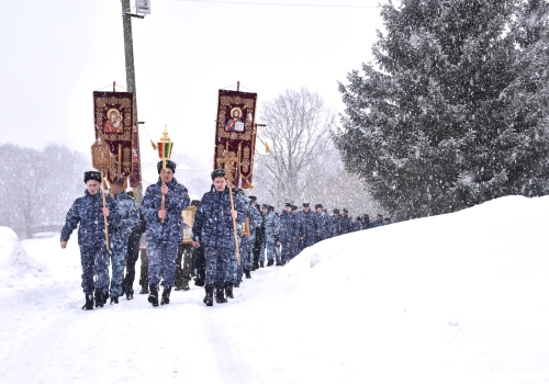 Великопостный крестный ход и молебен за воинов Росгвардии