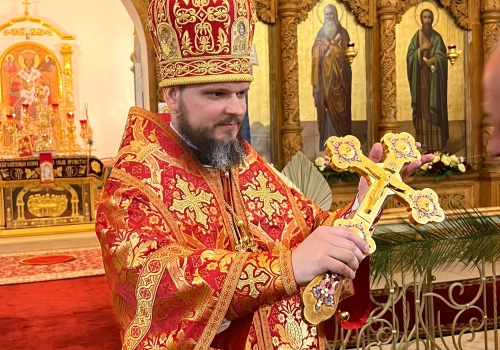 Архипастырь возглавил Пасхальные богослужения