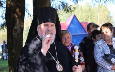 Преосвященный Сергий совершил чин освящения закладного камня в основание нового храма