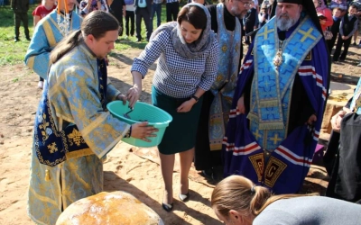 Преосвященный Сергий совершил чин освящения закладного камня в основание нового храма