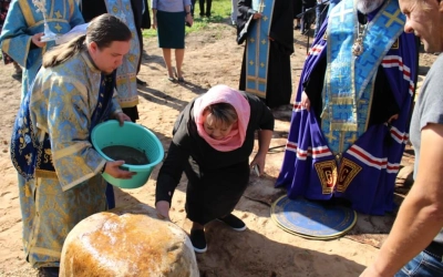 Преосвященный Сергий совершил чин освящения закладного камня в основание нового храма